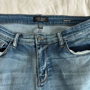 Judy Blue Skinny Fit Light Wash Denim Blue Jeans 13/31